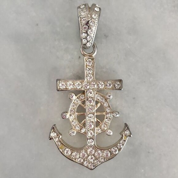 Bling Crystal Rhinestone Embellished Anchor Nautical Pendant Silver-tone OS - Picture 1 of 5